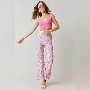 Women's Vici Floral Plisse Flare Leg Pants, M, NWT